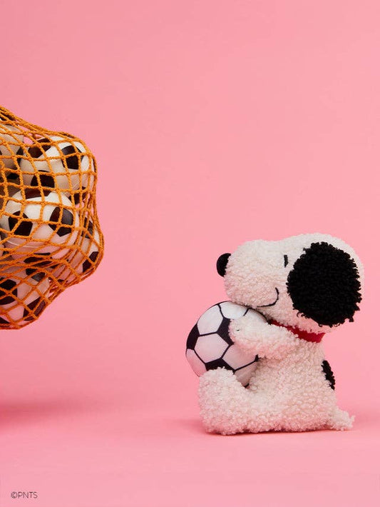 Plush PEANUTS Soccer Snoopy 6"
