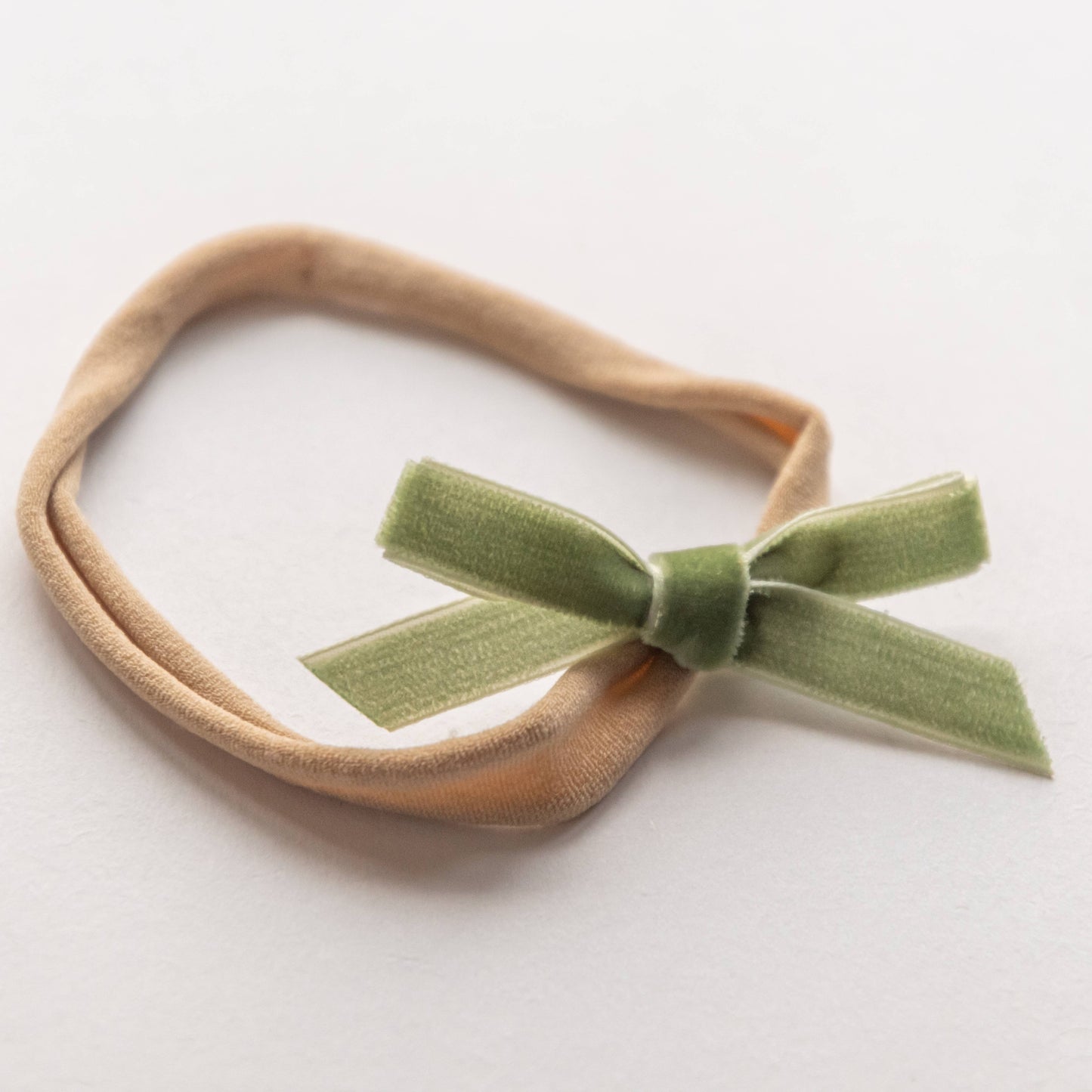Velvet Bow Elastic Headband | Apple Green
