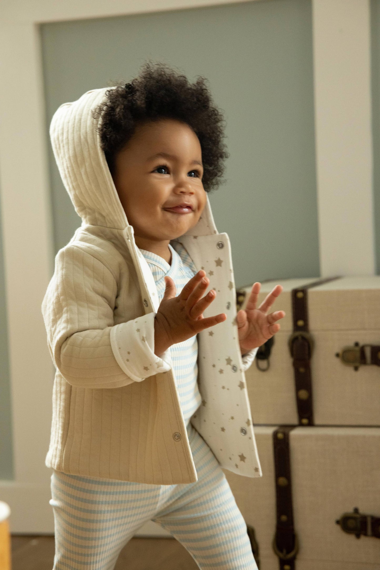 Star Print Quilted Jacket: Oatmeal-Winter White / 12 Months