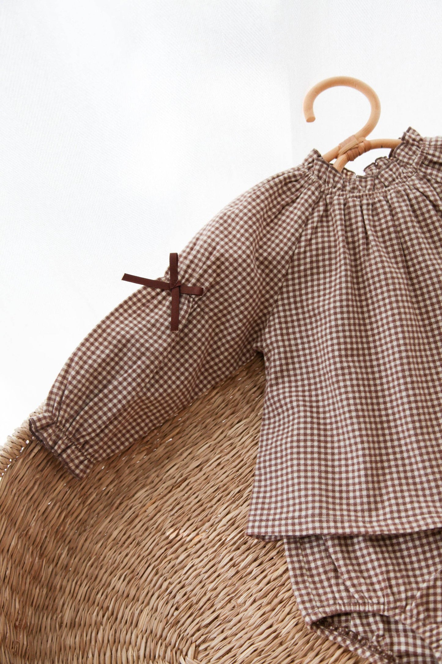 Brown/Gingham Bow Sleeve Blouse & Bloomer Set: 12-18m