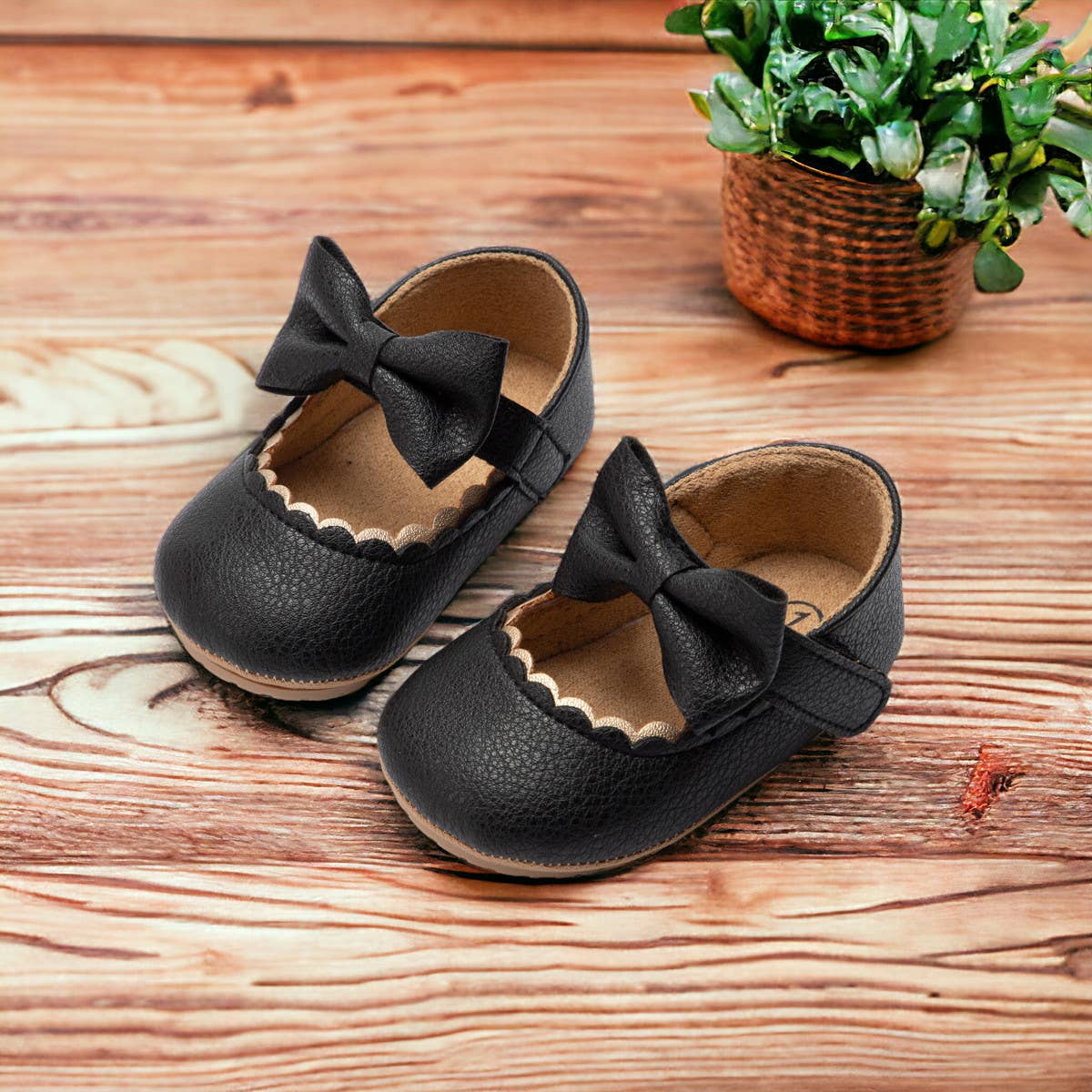Annie & Charles® Crawling Shoes Baby Shoes: White / 11cm