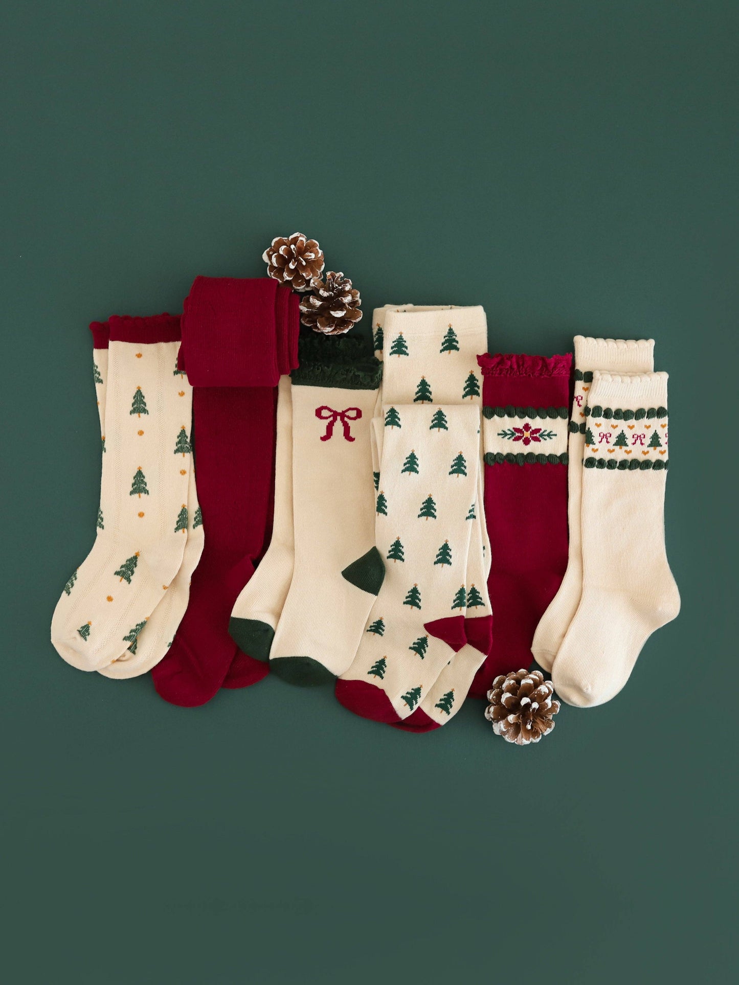Tree Farm Scalloped Knee Socks: 4-6 YEARS
