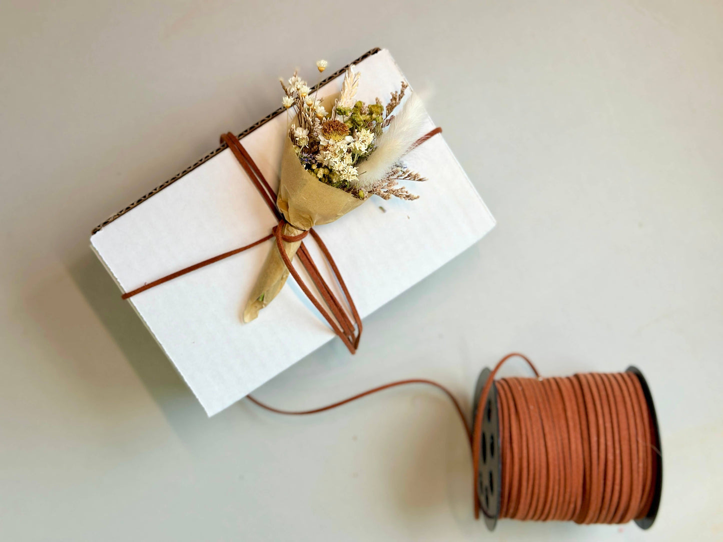 Dollhouse Bouquet : Neutral