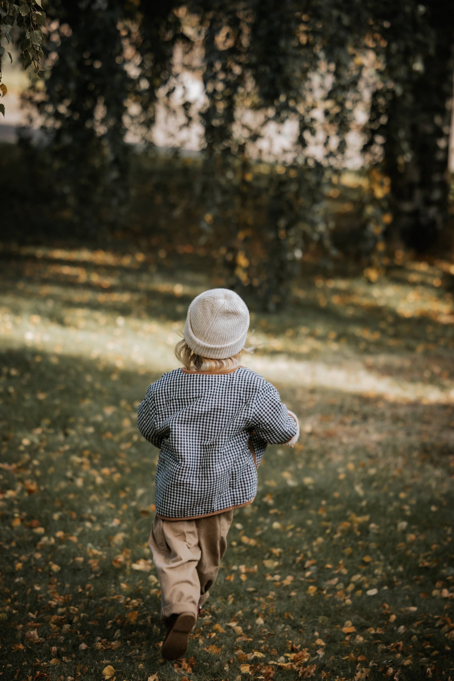 Annie & Charles® fluffy reversible jacket: Mousse