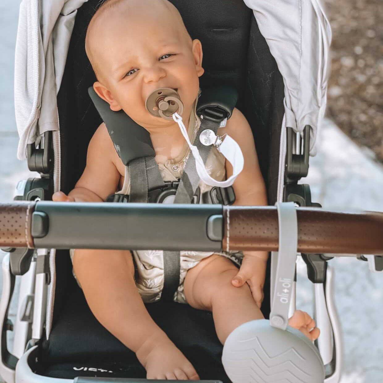 Ali+Oli Linen Pacifier Clips (set of 3)