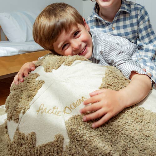 Pouf World Map Rugcycled