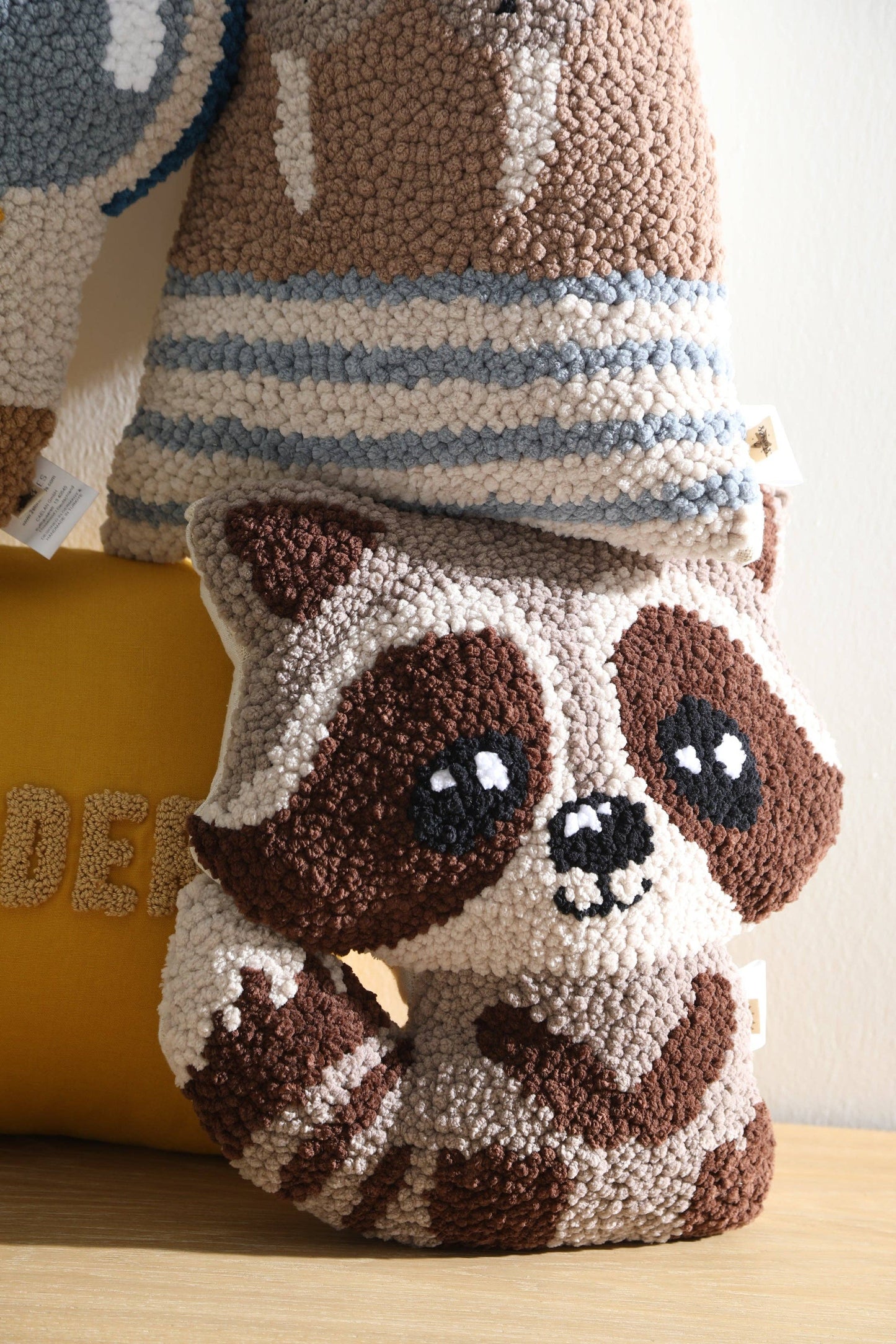 NALLE Waschbär-Kissen