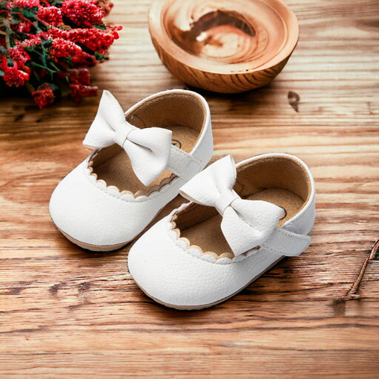 Annie & Charles® Crawling Shoes Baby Shoes: White / 11cm