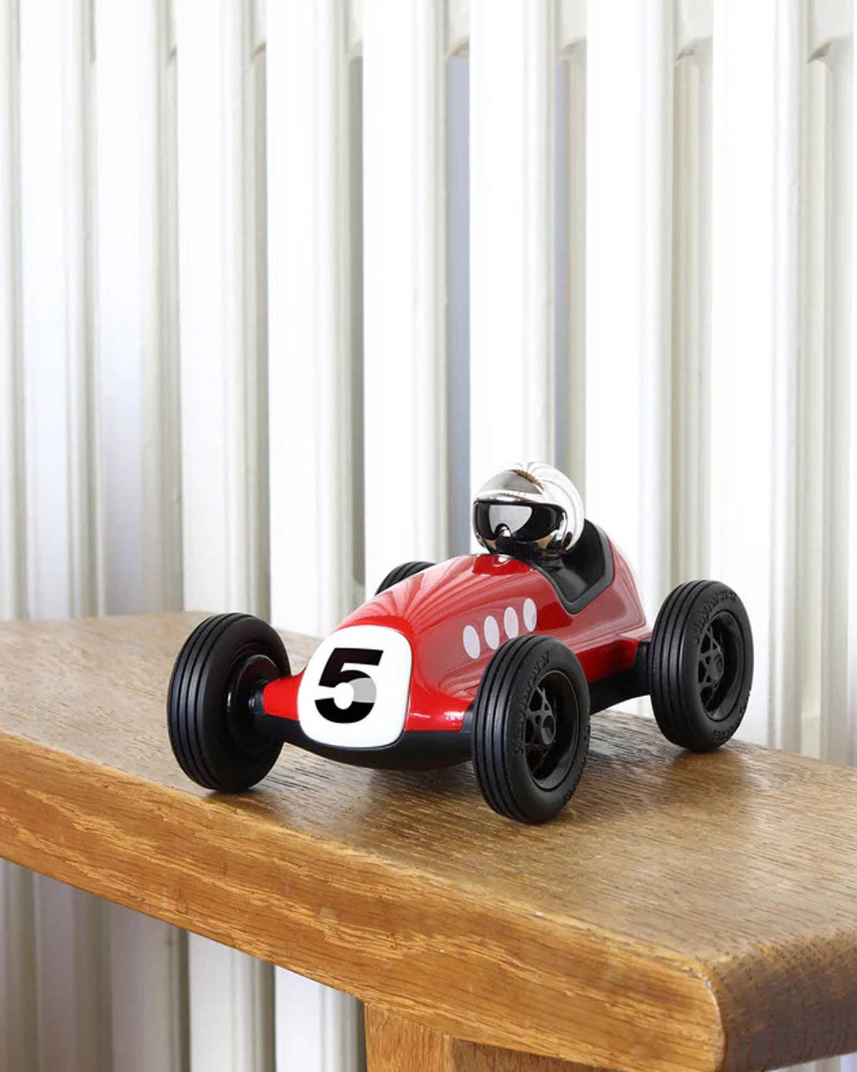 Car LORETINO