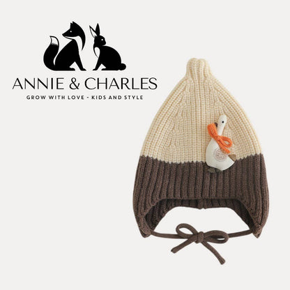Annie & Charles® Knitted Hat "Winter Goose": Schwarz