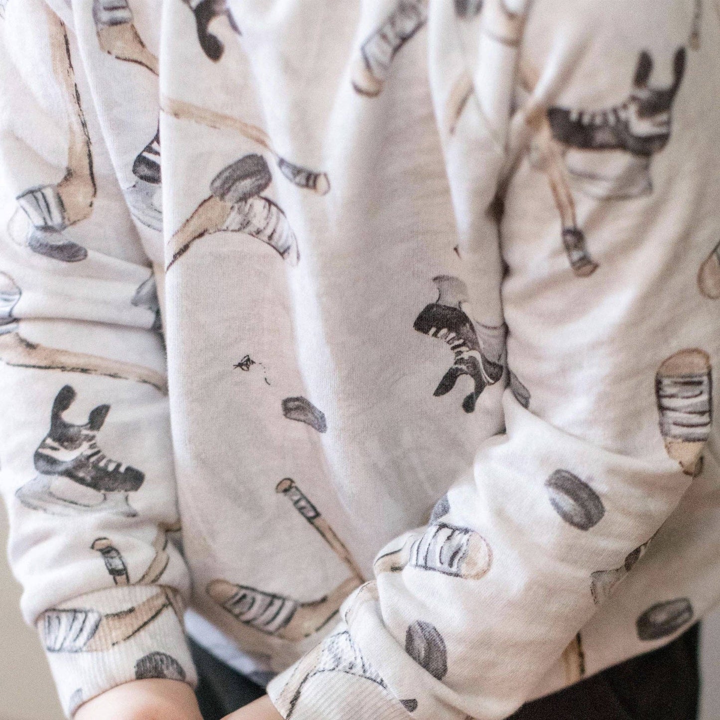 Hockey Season Sweatshirt & Pants Set: 3T