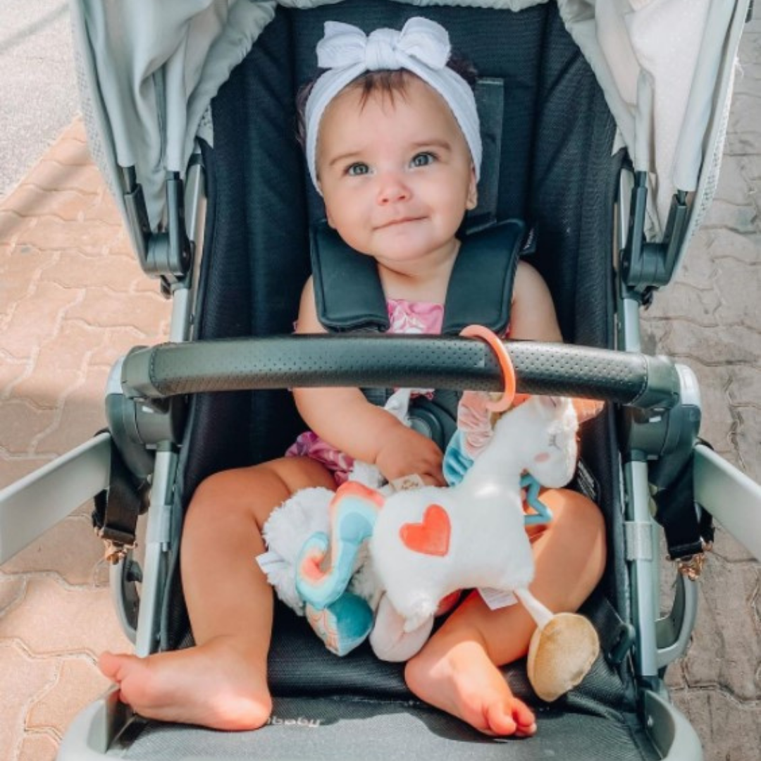 Itzy Friends Link & Love™ Activity Plush with Teether Toy: Unicorn