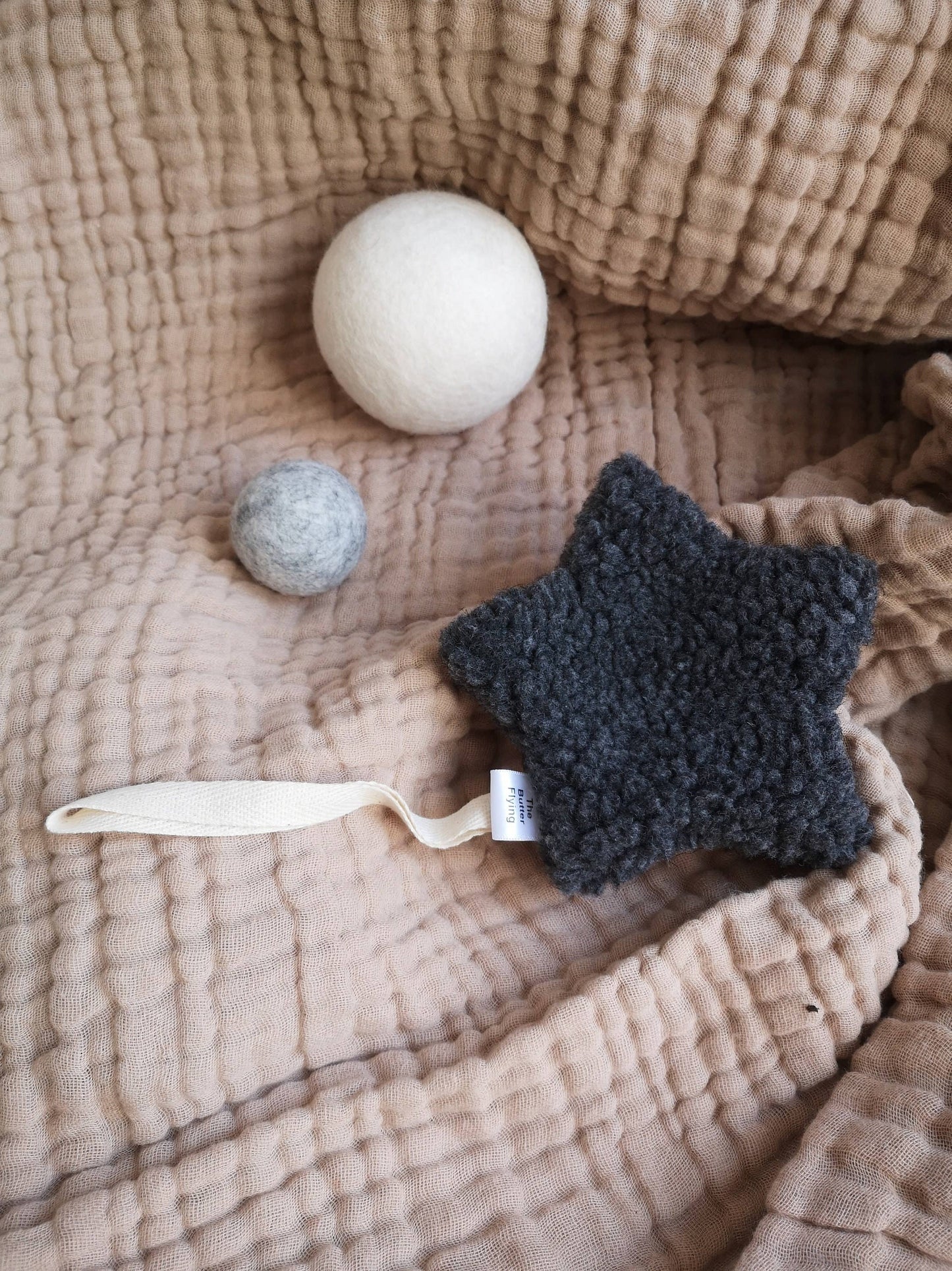 Star Pacifier holder: Beige Star