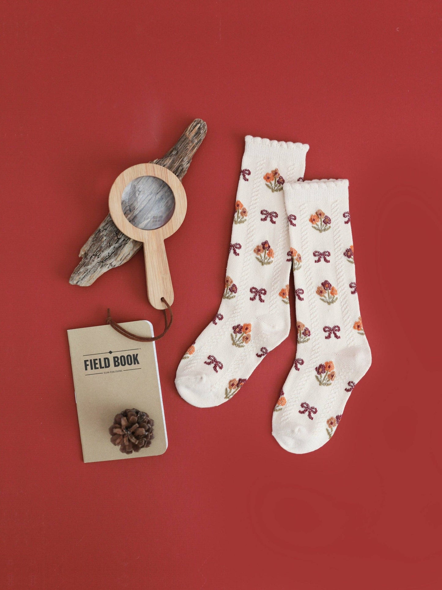 Vanilla Floral Knee High Socks: 0-6 MONTHS