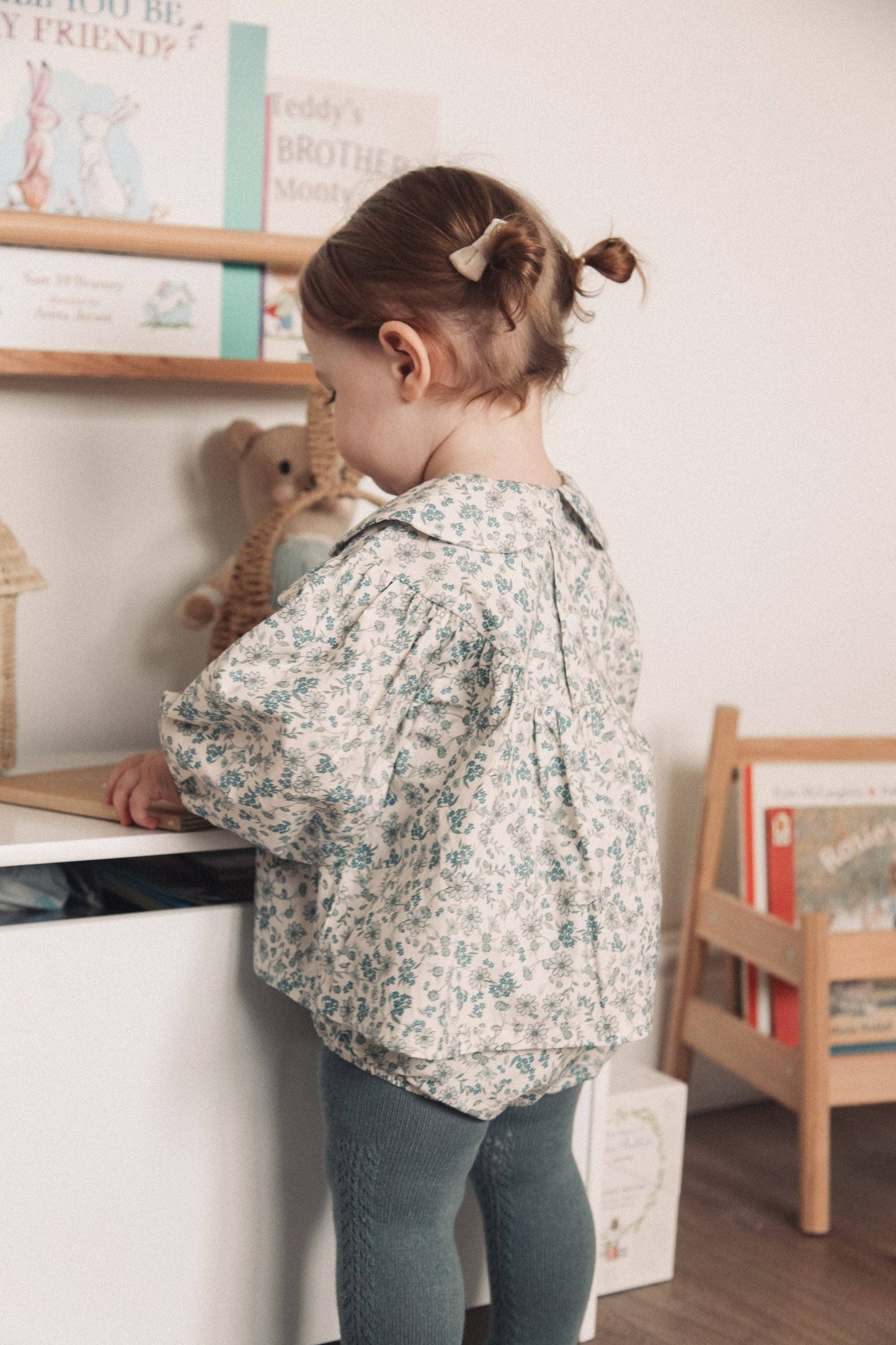 Winter/Blue Puff Sleeve Blouse & Bloomer Set: 6-12m