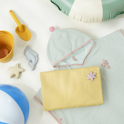 BambooBebe Jungle Cozy Hooded Poncho Towel: Flower Mustard