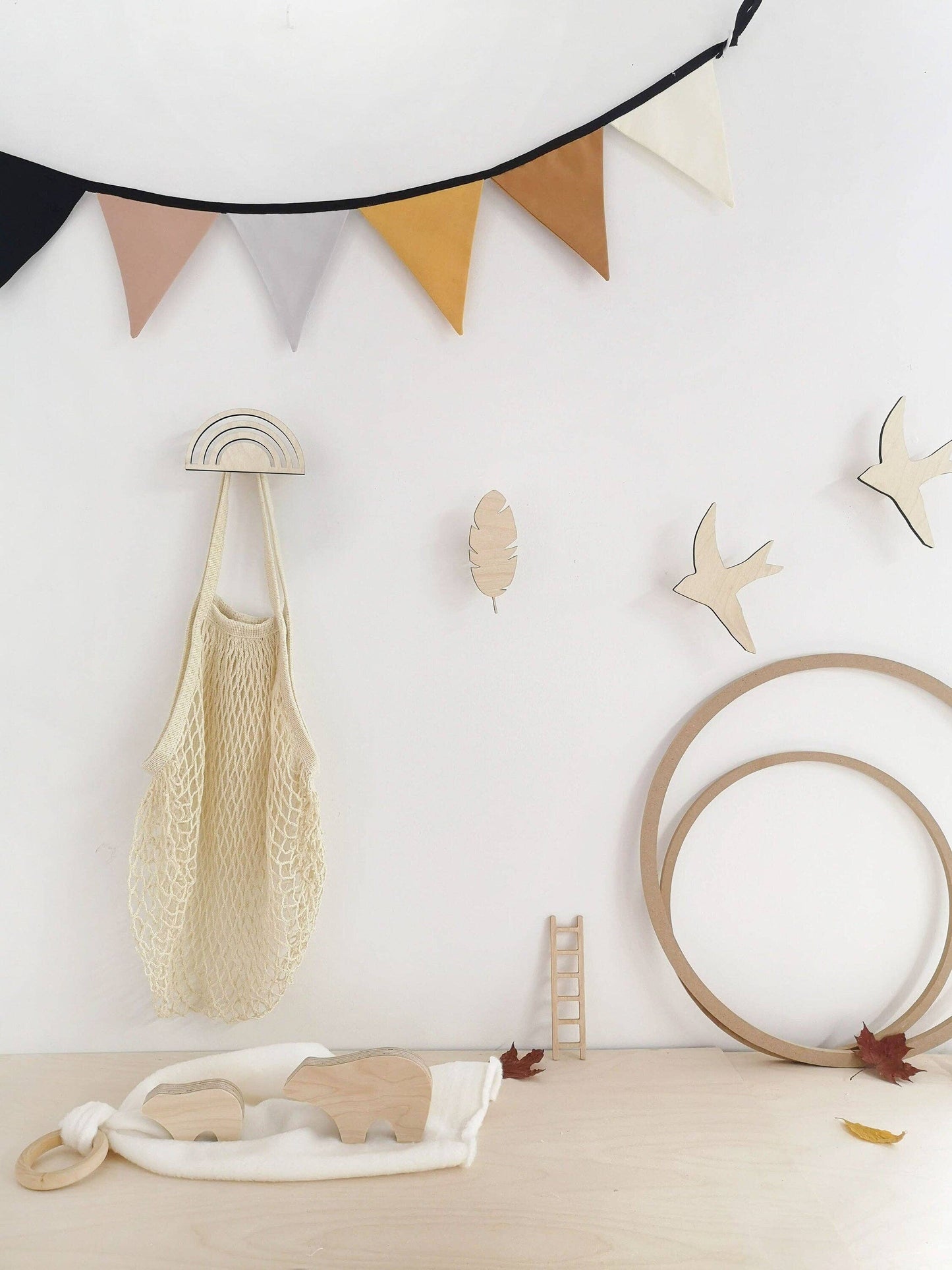 Wooden Hooks - Star Shape, Cloud, Moon, Swallow, Rainbow: PLUME