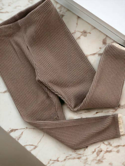 Annie & Charles® Organic Cotton Ruffle Leggings: Creamy white