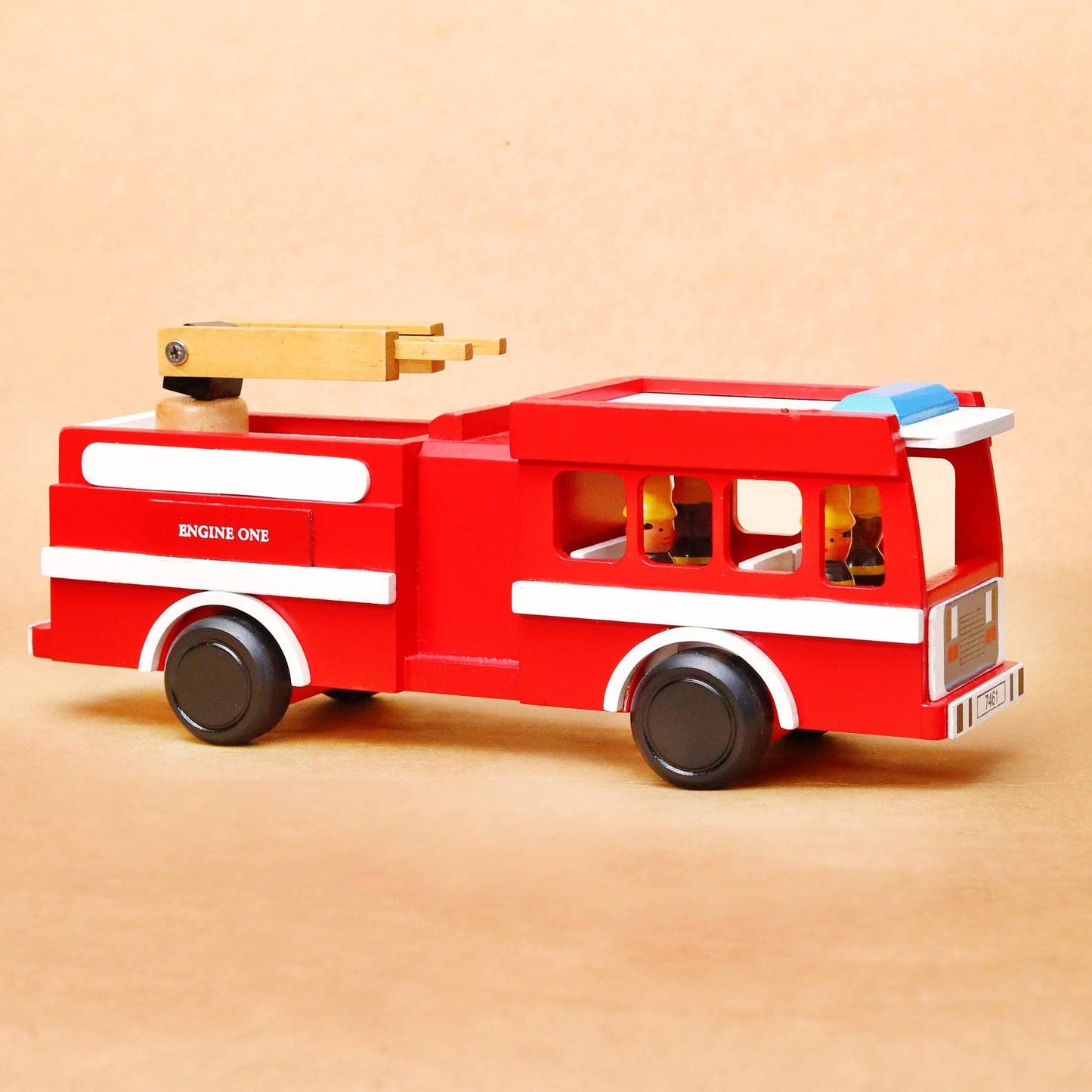 Wooden Fire Truck Toy – 15” Ladder Engine with 4 Firefighters