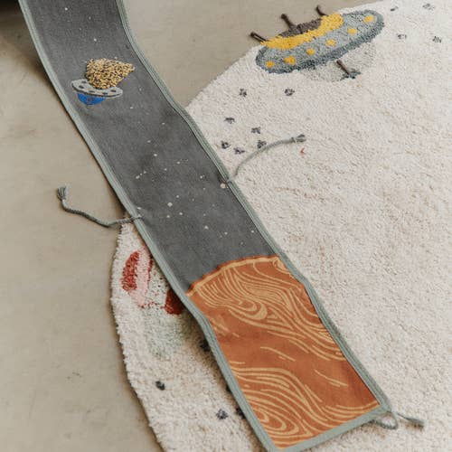 Ride & Roll MilkyWay: Rocket: 7" x 7" x 8" Road: 8" x 13'