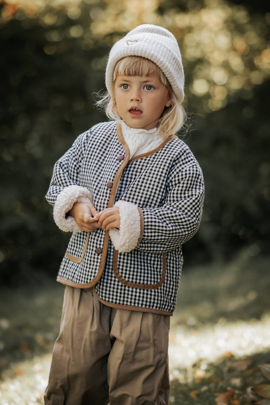 Annie & Charles® fluffy reversible jacket: Mousse