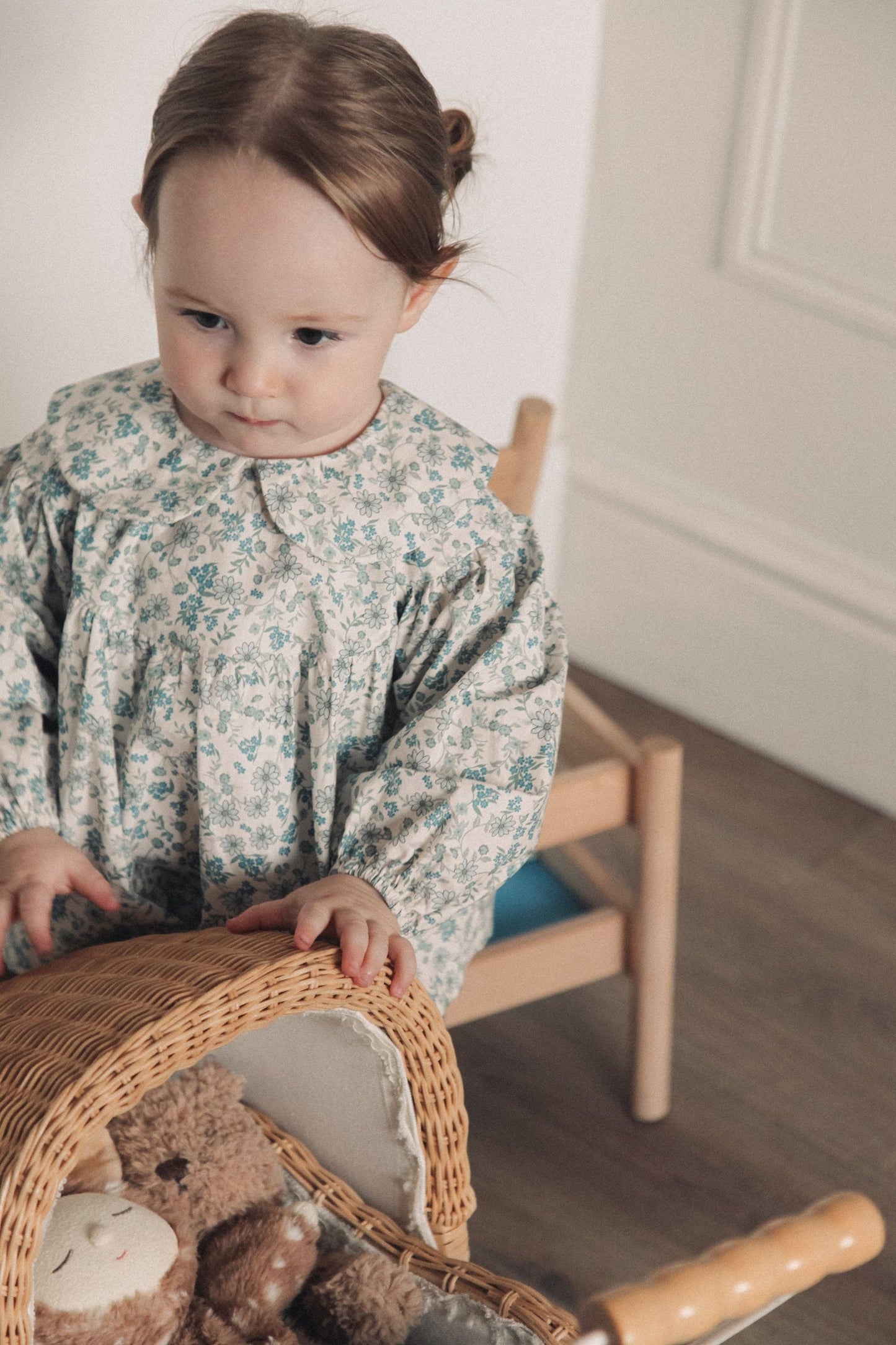 Winter/Blue Puff Sleeve Blouse & Bloomer Set: 12-18m