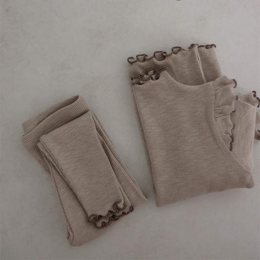 Annie & Charles® ANNA cotton girl set with ruffles: Milk Apricot