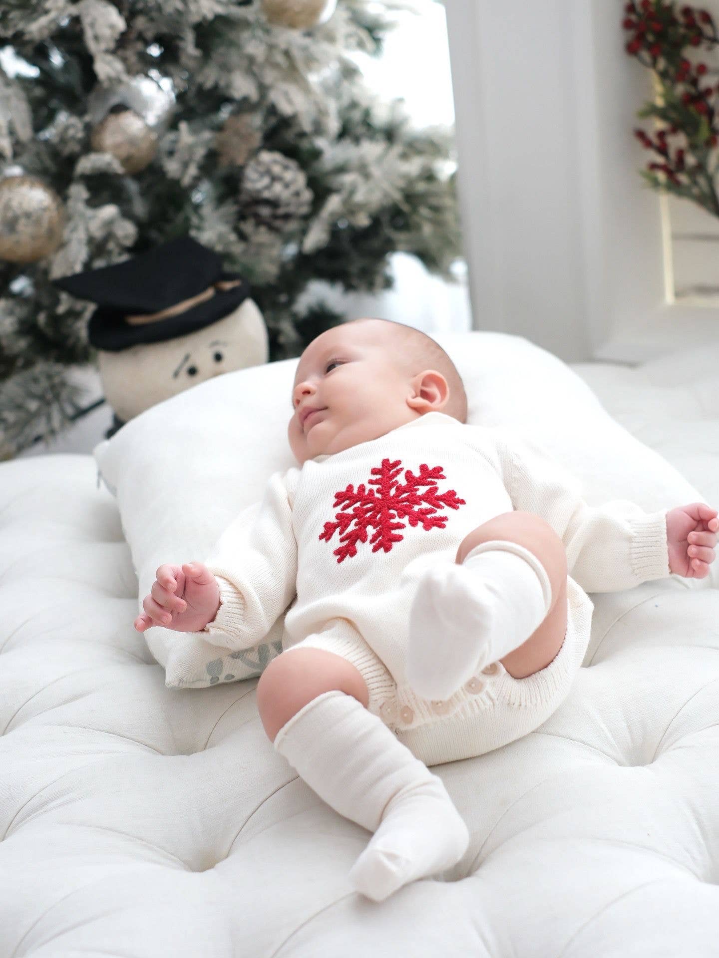 Baby Girl Christmas Knitted Romper with Snowflake Embroidery: Cream / 0-3M