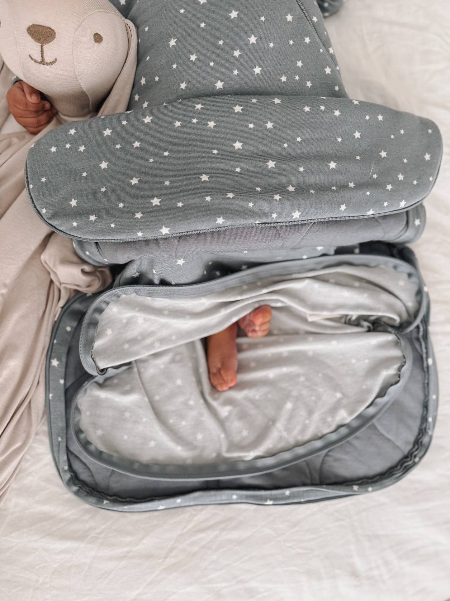 SS26 SWADDLE