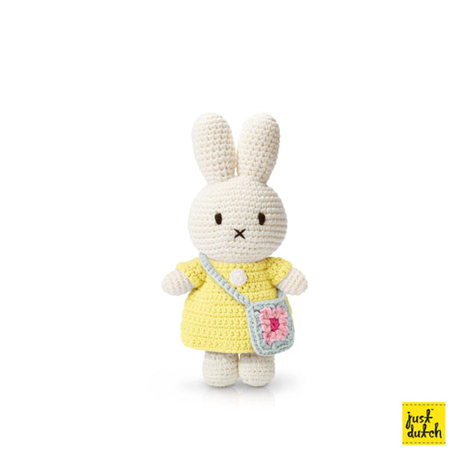 Miffy and her flower bag
