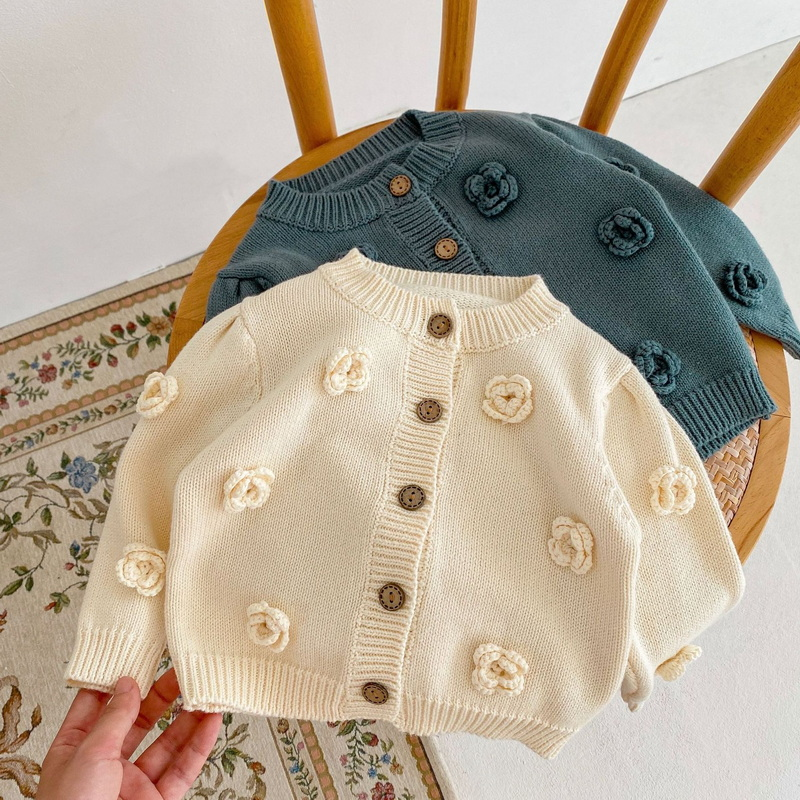 Annie & Charles® knitted jacket FLOWERS