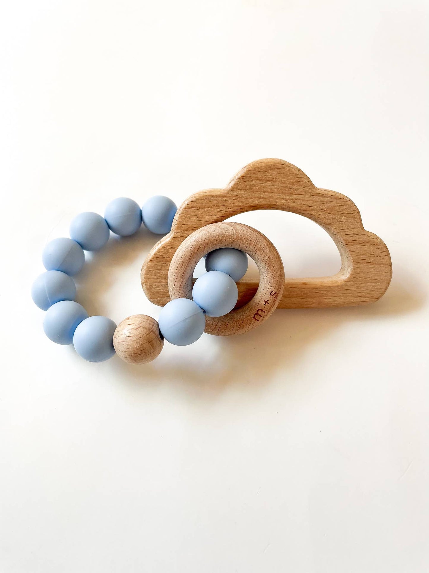 Cloud Teether-Silicone and Beech Wood: Brown