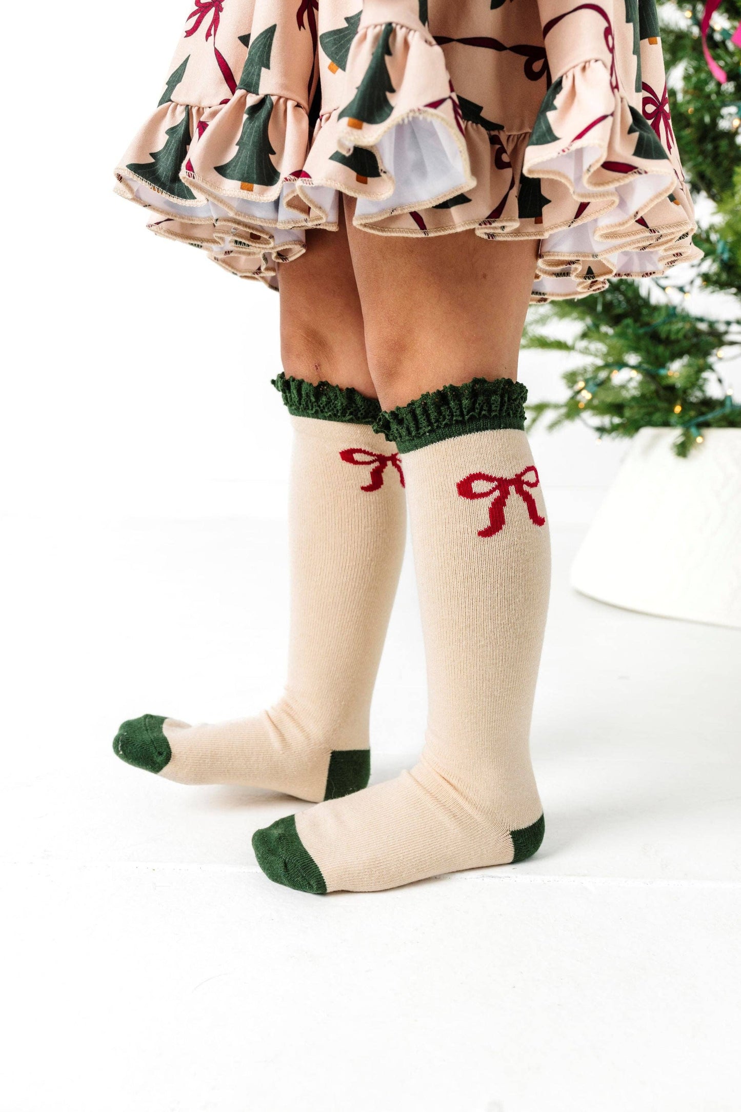Vanilla Bow Lace Top Knee High Socks: 4-6 YEARS