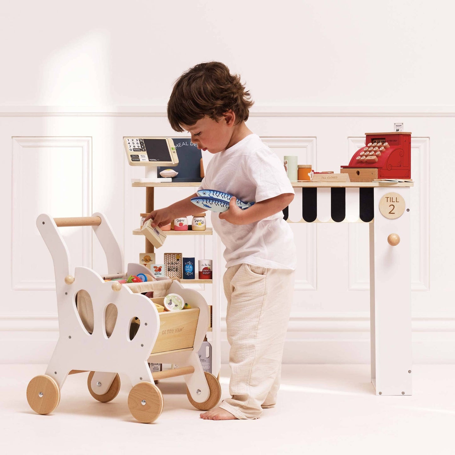 Shop Till - Cash Register & Money