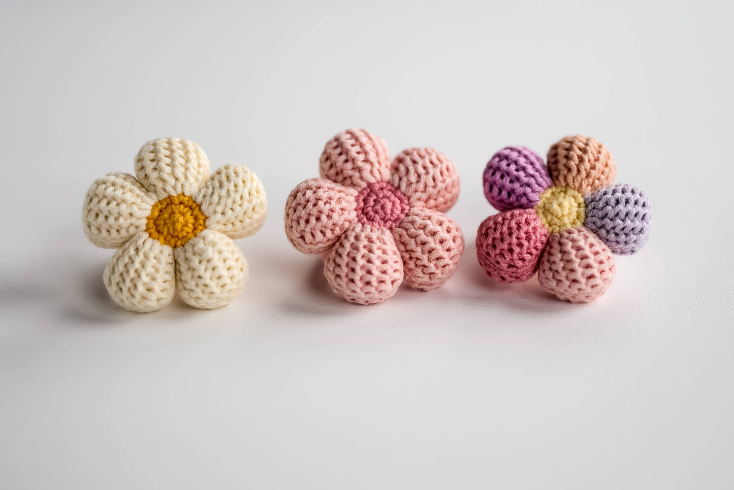 Daisy Hair Tie: Pink Hair Tie