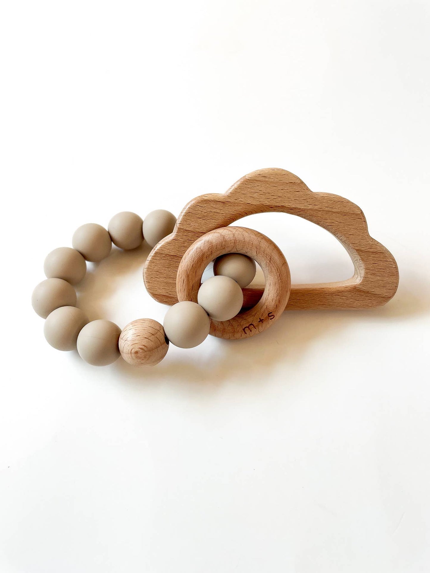 Cloud Teether-Silicone and Beech Wood: Brown