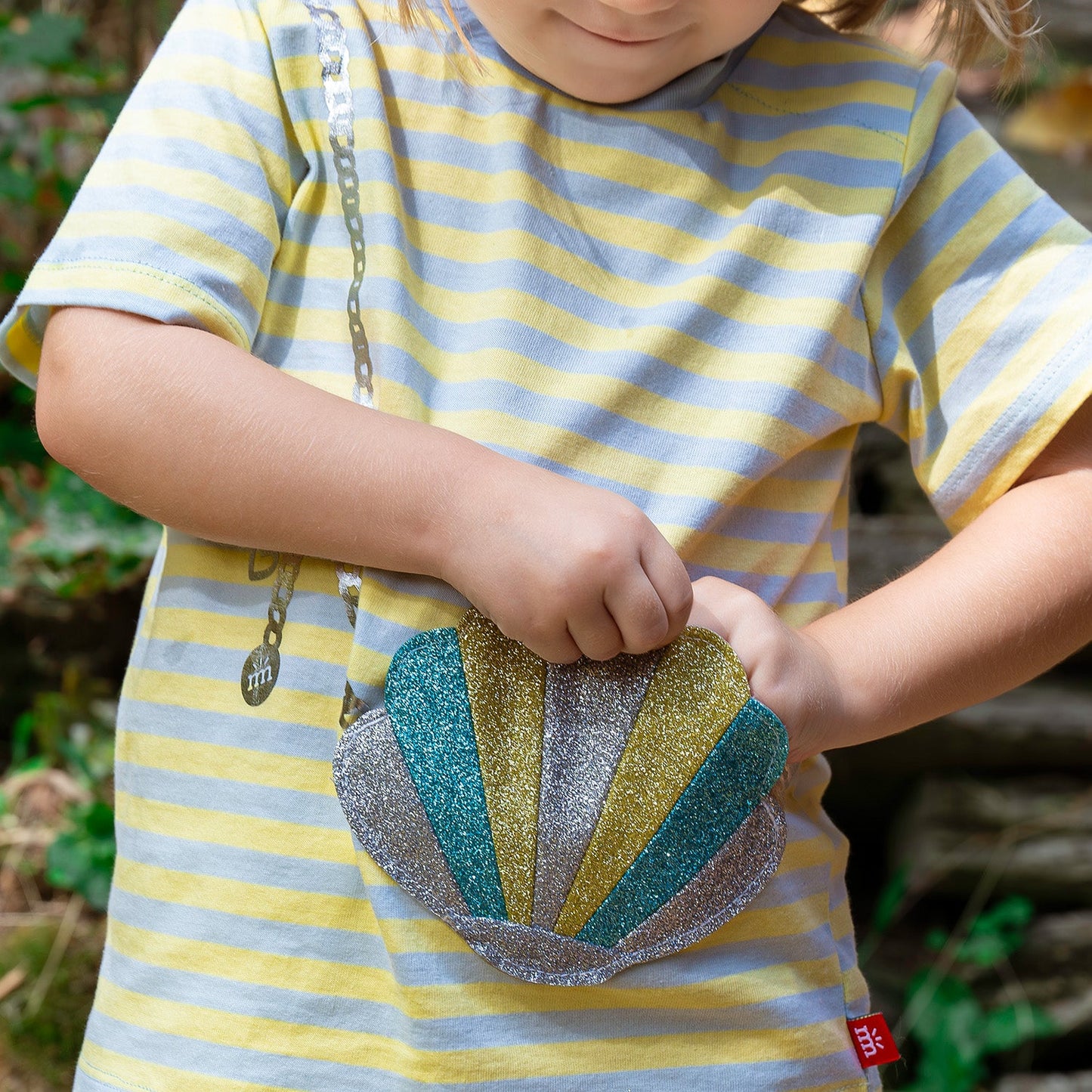 Peek-A-Pocket T-Shirt & Shorts Set - Shell Bag