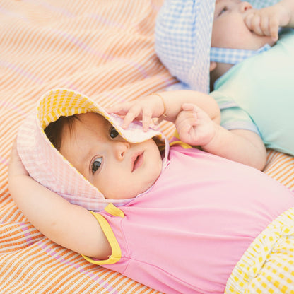Colorblock Shell Pink Bodysuit & Blommer Set