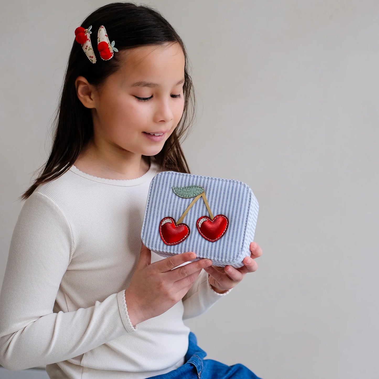 Pom Pom Cherries Clic Clacs