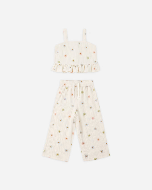 Kayli Set - Embroidered Daisies