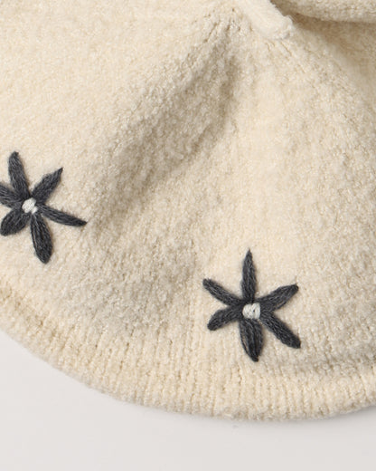 Tulip Beret Midnight Daisies