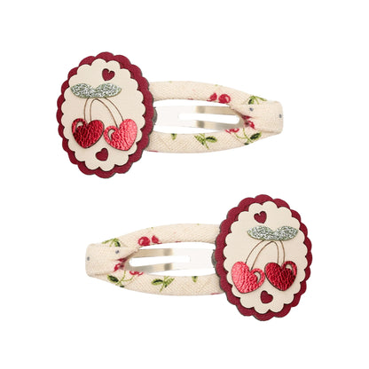 Scallop Framed Cherries Clic Clacs