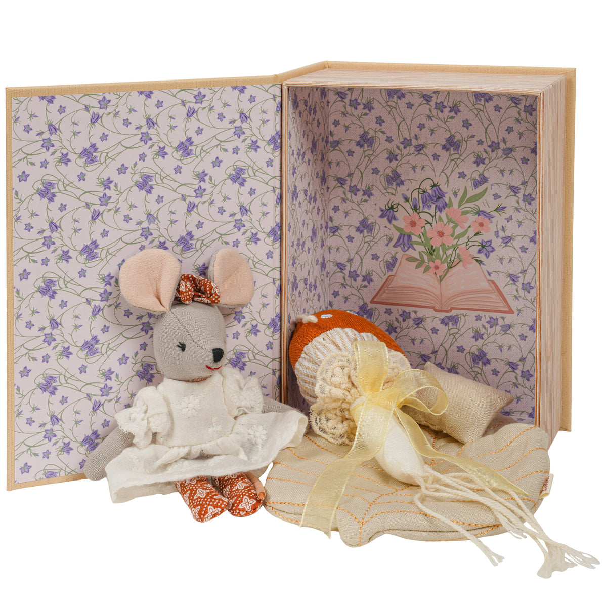 Mouse and the Mushroom Wonder Forest Set Brown