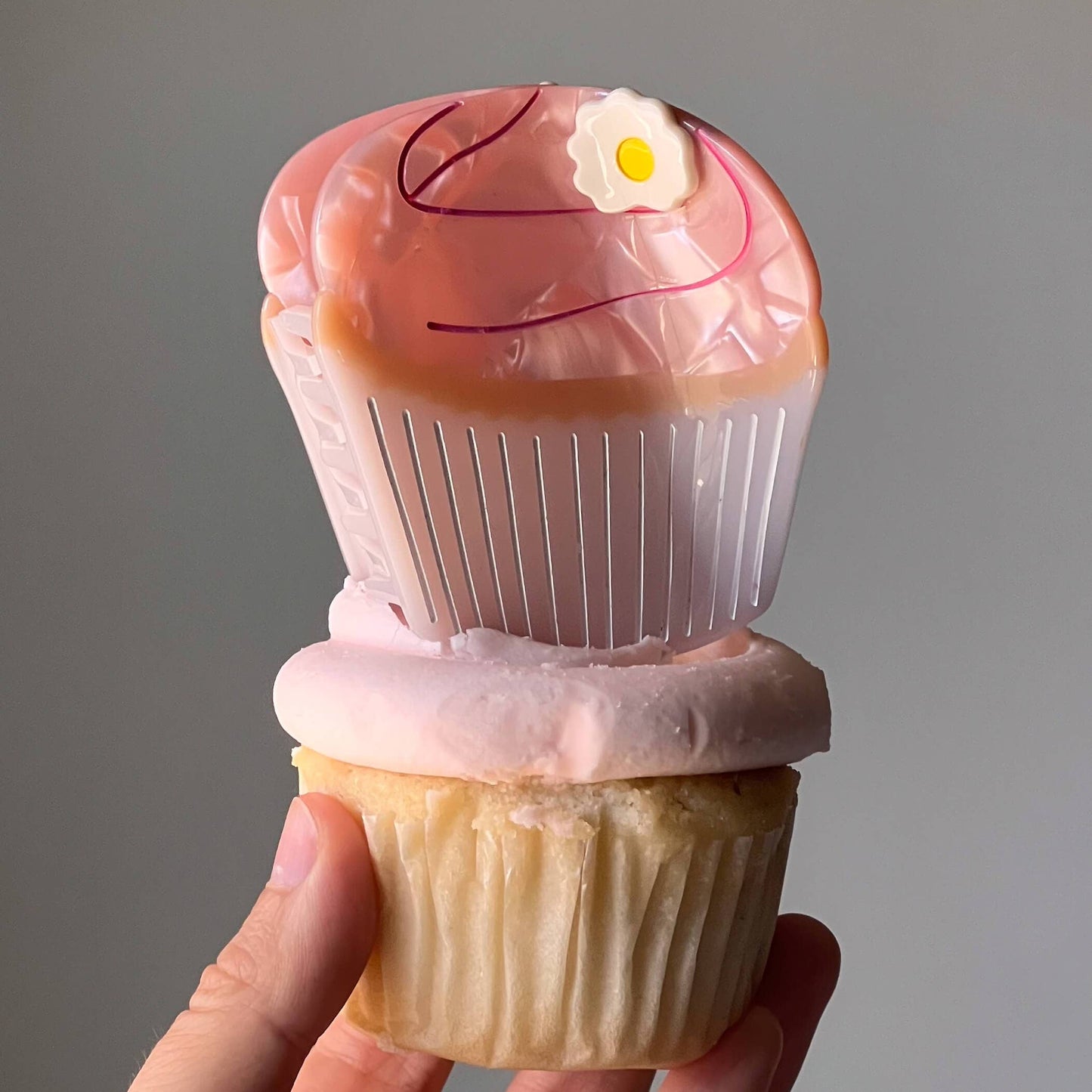*SALE* Midi Carrie Cupcake Hair Claw Clip