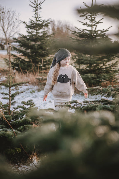 Annie & Charles® animal knitted sweater: Beige bear