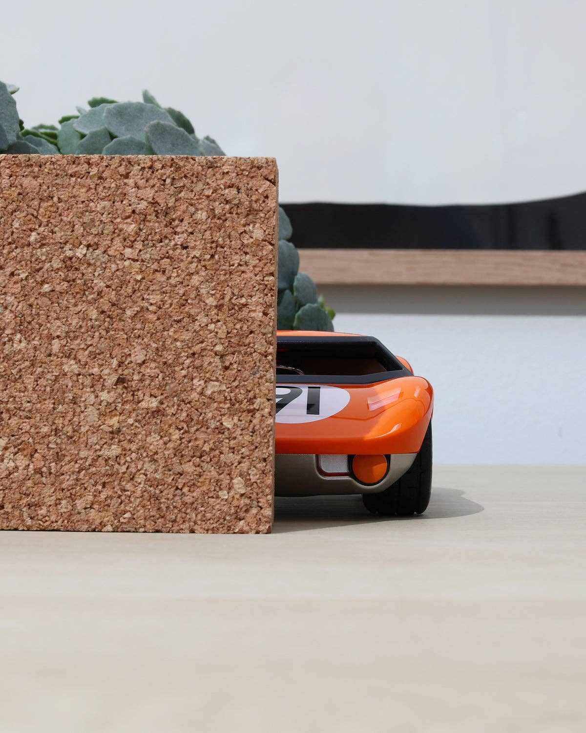 Car KEN