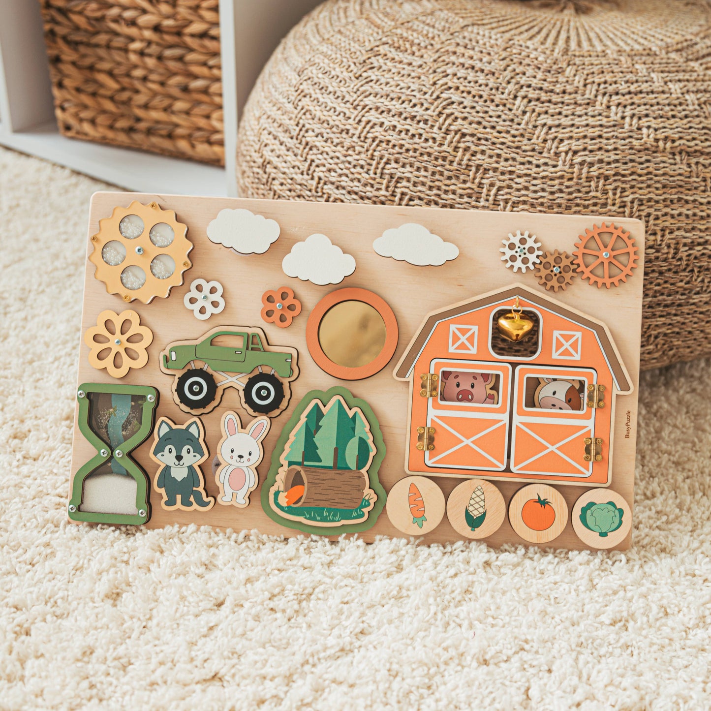 Busy Board: No / Woodland Farm