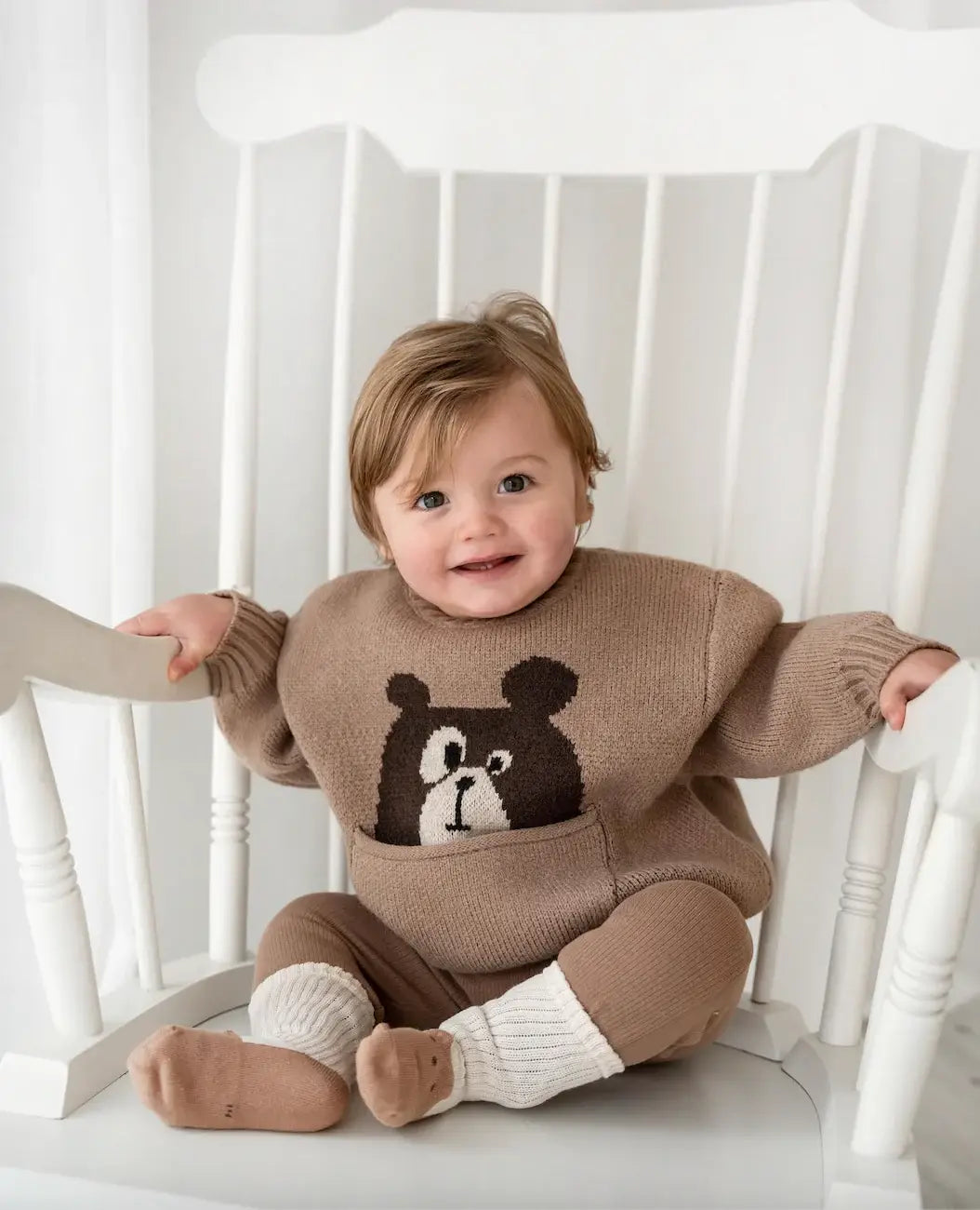 Annie & Charles® animal knitted sweater: Beige bear