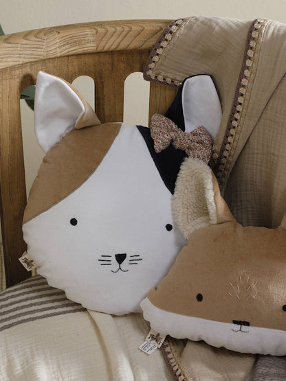 FOX pillow