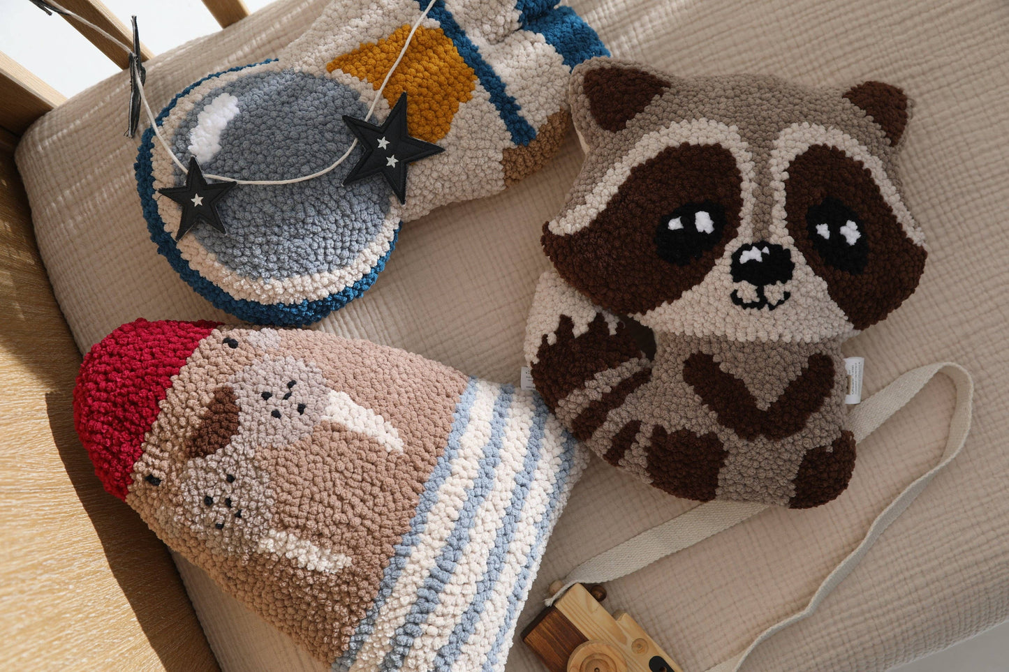 NALLE Waschbär-Kissen